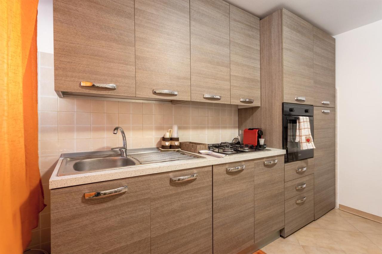 Casa In Villa A Mondello-700M Dal Mare 팔레르모 외부 사진